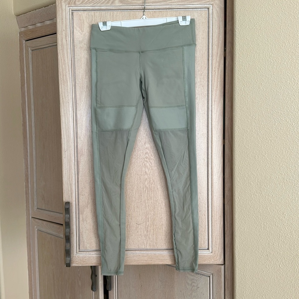 alo light green see through / mesh legging